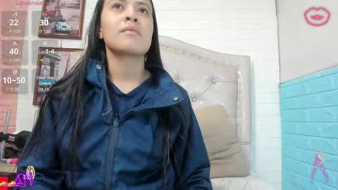 Snapshot of litlenessa_ chatting on May 14, 12:23 pm VANESSA online show from May 14, 12:23 pm