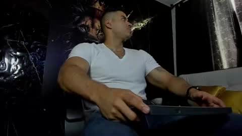 Snapshot of litoxxx_cass chatting on June 10, 5:34 pm litoxxx_cass online show from June 10, 5:34 pm