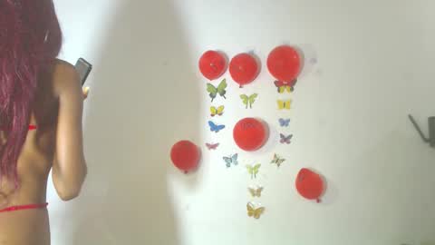 litte_ebonyx online show from January 9, 12:35 am