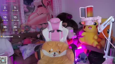 little ary online show from December 23, 4:12 am