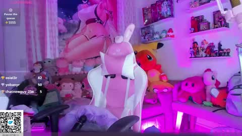 little ary online show from February 27, 5:02 am