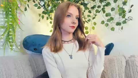 Snapshot of little__caprice chatting on July 28, 7:26 am Bella online show from July 28, 7:26 am