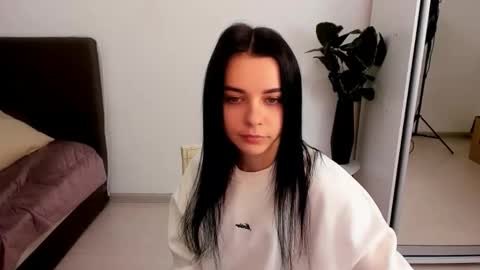 Snapshot of little_ami_ chatting on April 8, 8:03 am Ami online show from April 8, 8:03 am