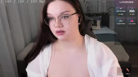 Eva online show from October 20, 5:57 pm