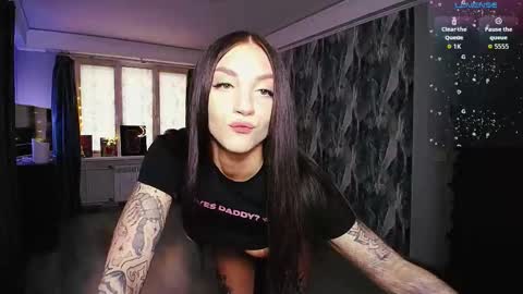 Birdy online show from March 5, 2:46 pm