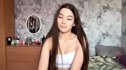 Viiola online show from November 25, 5:18 am