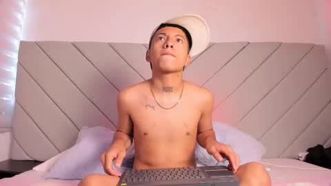 little_kris1 online show from October 9, 12:14 pm