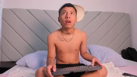 little_kris1 online show from October 18, 12:28 pm