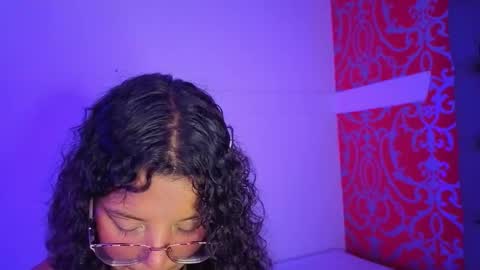 little_lilith_apple online show from November 4, 6:18 pm