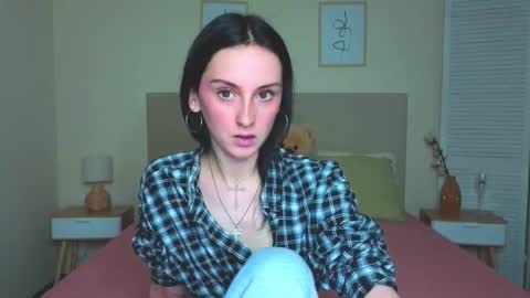 little_mollee online show from October 10, 2:38 pm