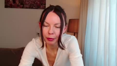 Nicole online show from March 11, 2:34 pm