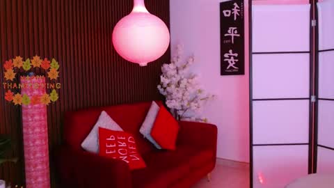 Snapshot of little_paulette chatting on November 28, 3:53 am Paulette online show from November 28, 3:53 am