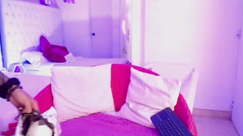 Paulette online show from May 16, 10:36 am