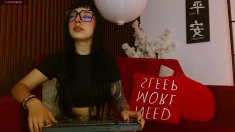 Paulette online show from August 1, 5:56 pm