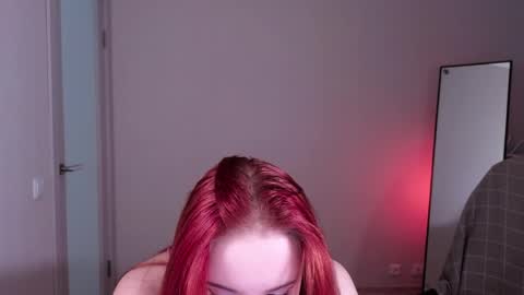 Snapshot of little_pretty_woman chatting on May 12, 3:09 pm little_pretty_woman online show from May 12, 3:09 pm