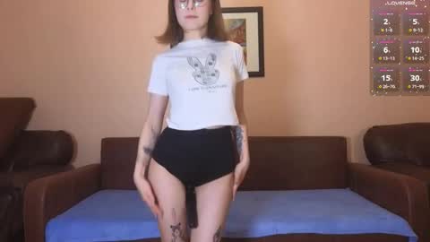 Alice online show from December 19, 10:06 pm