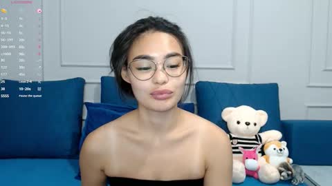 Snapshot of little_v1rgin_angel chatting on September 27, 2:55 pm Kwan online show from September 27, 2:55 pm