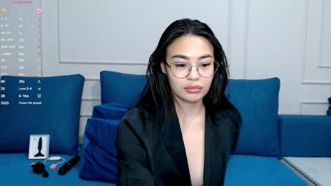 Snapshot of little_v1rgin_angel chatting on March 21, 1:26 pm Kwan online show from March 21, 1:26 pm