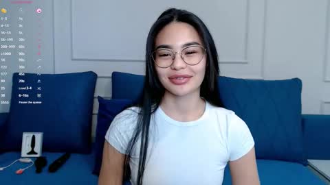 Snapshot of little_v1rgin_angel chatting on March 26, 11:27 am Kwan online show from March 26, 11:27 am