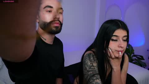 little_vannesaa online show from December 9, 2:13 am