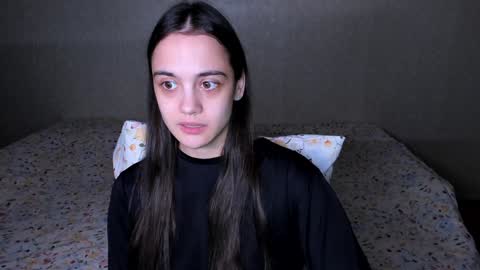 Snapshot of littleashleyy chatting on December 21, 2:58 pm littleashleyy online show from December 21, 2:58 pm