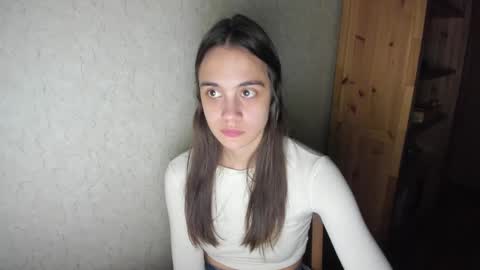 Snapshot of littleashleyy chatting on November 20, 1:33 pm littleashleyy online show from November 20, 1:33 pm