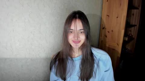 Snapshot of littleashleyy chatting on November 22, 10:53 pm littleashleyy online show from November 22, 10:53 pm