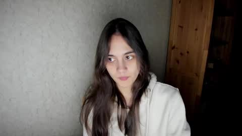 Snapshot of littleashleyy chatting on November 24, 5:34 pm littleashleyy online show from November 24, 5:34 pm