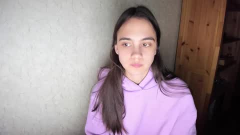 Snapshot of littleashleyy chatting on December 4, 2:15 pm littleashleyy online show from December 4, 2:15 pm