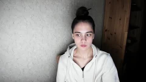 Snapshot of littleashleyy chatting on December 16, 4:56 pm littleashleyy online show from December 16, 4:56 pm