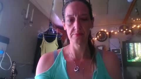 Snapshot of littlebigsquirt7945 chatting on October 28, 6:43 pm Sady Jayne online show from October 28, 6:43 pm