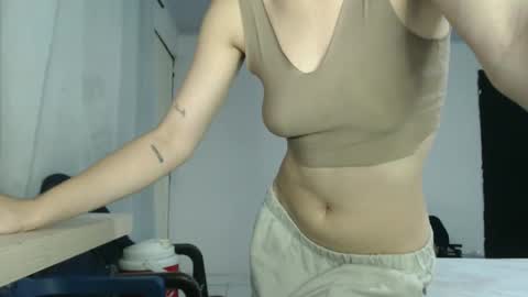 littlecheerry69 online show from April 30, 9:19 pm