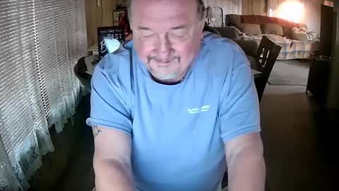 Snapshot of littled83057 chatting on January 11, 12:12 am Littled83057 online show from January 11, 12:12 am