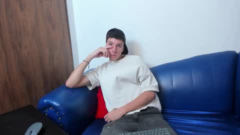 DANNY online show from November 29, 5:27 pm