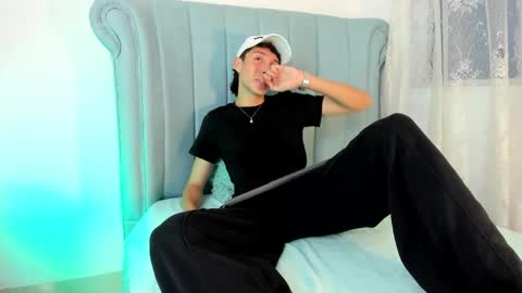 DANNY online show from February 10, 8:57 pm