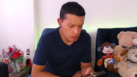 Manu online show from March 10, 8:36 pm