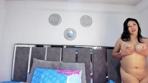 Snapshot of littledoll1__ chatting on September 10, 12:05 pm Hanny online show from September 10, 12:05 pm