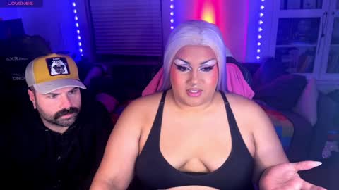 littledracula666 online show from December 2, 7:25 am