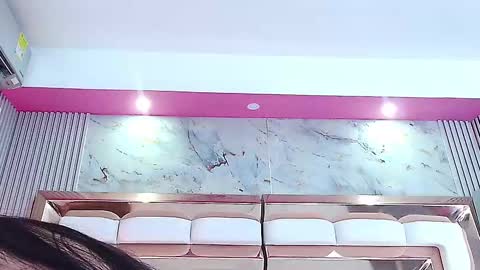 Snapshot of littlee_emilyy_ chatting on February 27, 9:22 am Emily  online show from February 27, 9:22 am