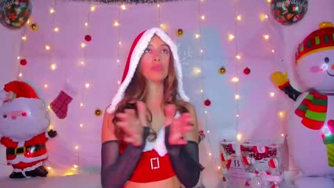 littlee_emma_ online show from December 31, 6:27 am