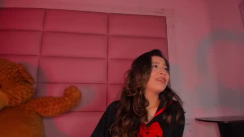 littlee_emma_ online show from November 22, 12:09 am