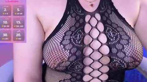 Snapshot of littlee_red chatting on May 8, 8:58 pm Angel online show from May 8, 8:58 pm