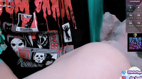 Riza Riri Puff  online show from December 15, 1:13 am