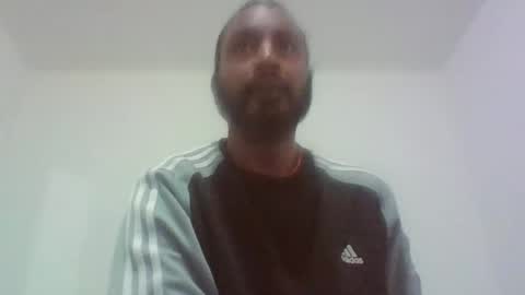 Snapshot of littleindiancock4girls chatting on January 3, 4:27 pm littlekiki online show from January 3, 4:27 pm