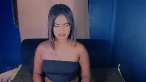 Snapshot of littleindianmilf chatting on April 23, 5:19 am littleindianmilf online show from April 23, 5:19 am