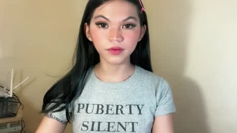 Snapshot of littlelace_ chatting on August 8, 3:19 am littlelace_ online show from August 8, 3:19 am