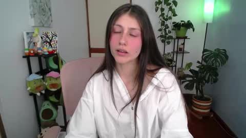 Snapshot of littlelaksmi chatting on September 25, 9:18 pm Laksmi online show from September 25, 9:18 pm