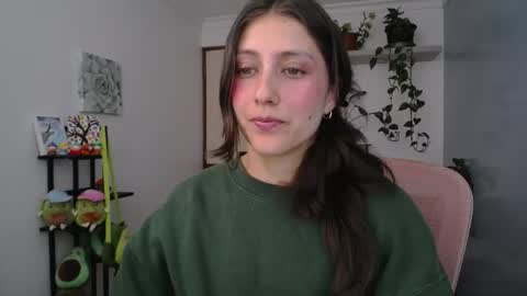 Snapshot of littlelaksmi chatting on June 13, 9:57 pm Laksmi online show from June 13, 9:57 pm