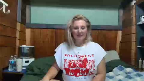 lisanixs online show from February 17, 4:53 am