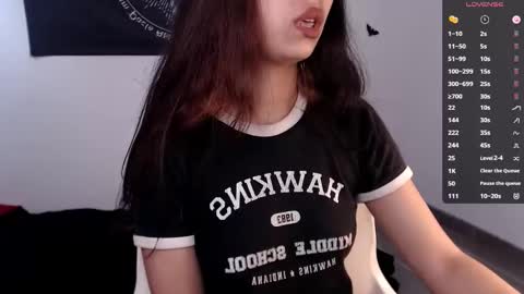 Snapshot of littleluciferrr chatting on December 4, 5:54 pm Lucifer online show from December 4, 5:54 pm